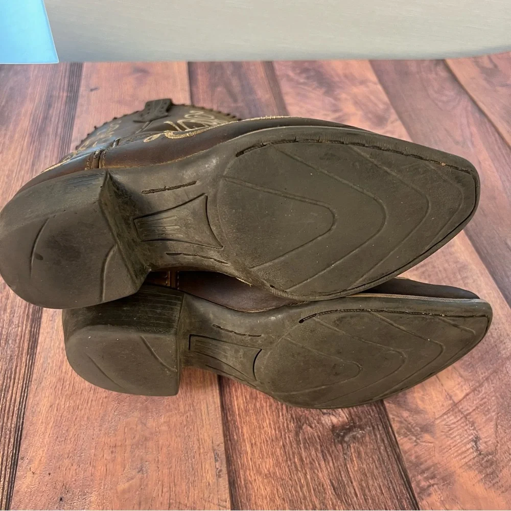 Ariat Kids 2 Brown‎ Leather Boots With Embroidered Design